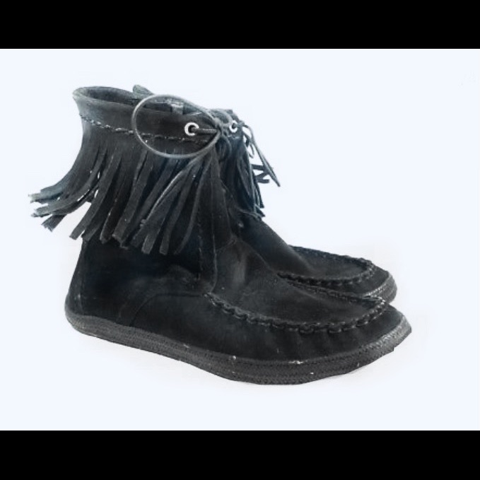 Womens Ugg Moccasins